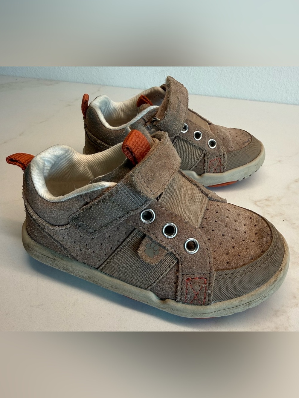 Hush Puppies Jesse Leather Sneakers Toddler Boys 6.5 Wide Brown Hook & Loop